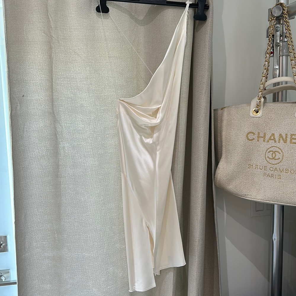 White one shoulder dress